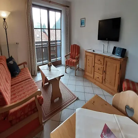 In Alpine Apartman *